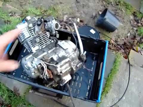 YBR125 STRIP DOWN AND REBUILD - PART2 - YouTube