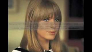 Watch Marianne Faithfull Reason To Believe video