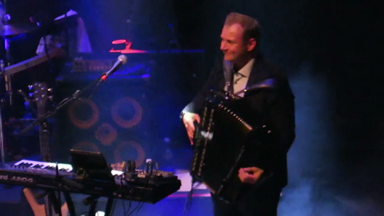 Souvarit - Souvarin humppa, live 2022