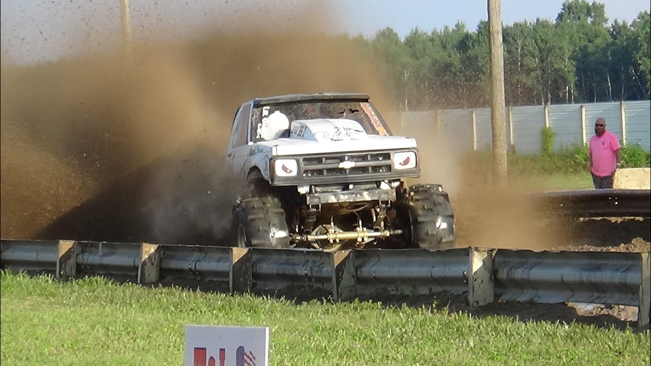 Gladwin County Fair Mud Bog 2024