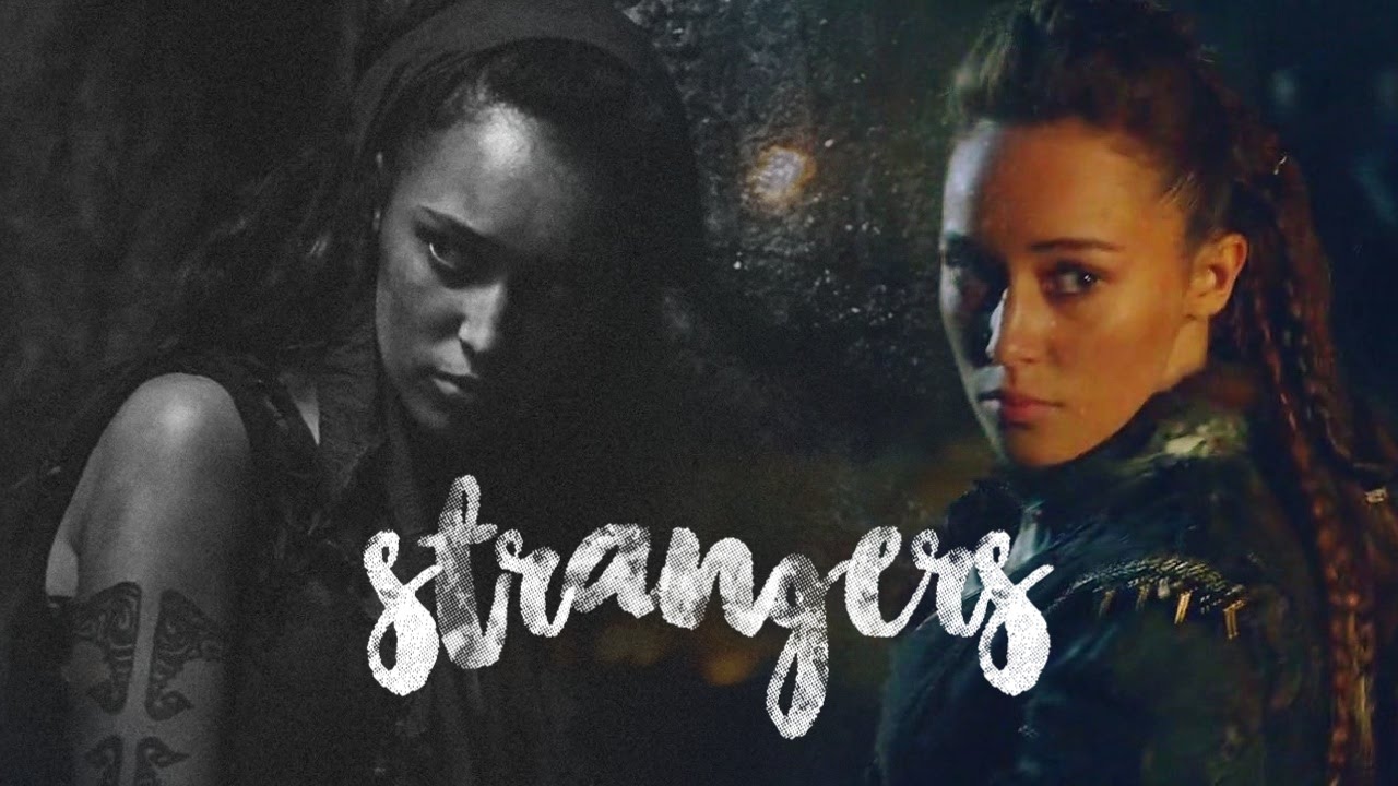 Lextavia | Lexa and Octavia | Strangers (AU)