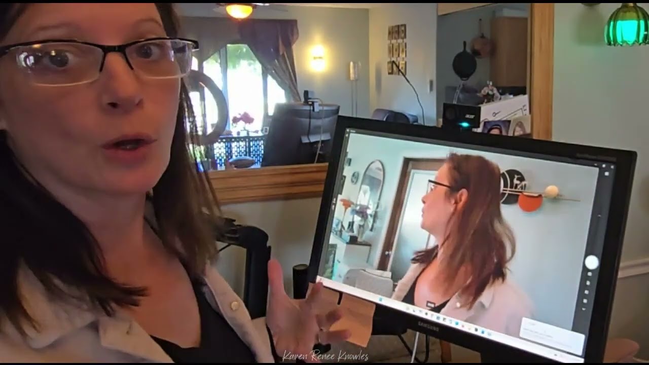 Testing the quality of this HD 4k webcam in low light rooms