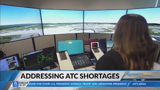 Could air traffic controllers retire later?