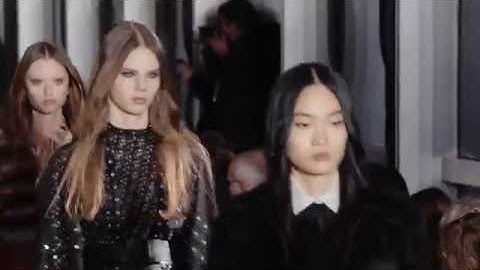 Longchamp Fall/Winter 2019 Runway Show