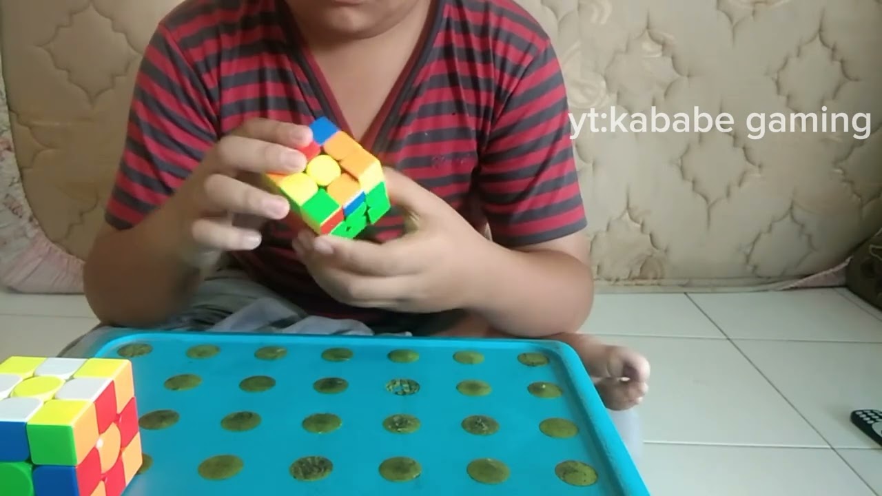 solve rubik 3x3 metode CFOP