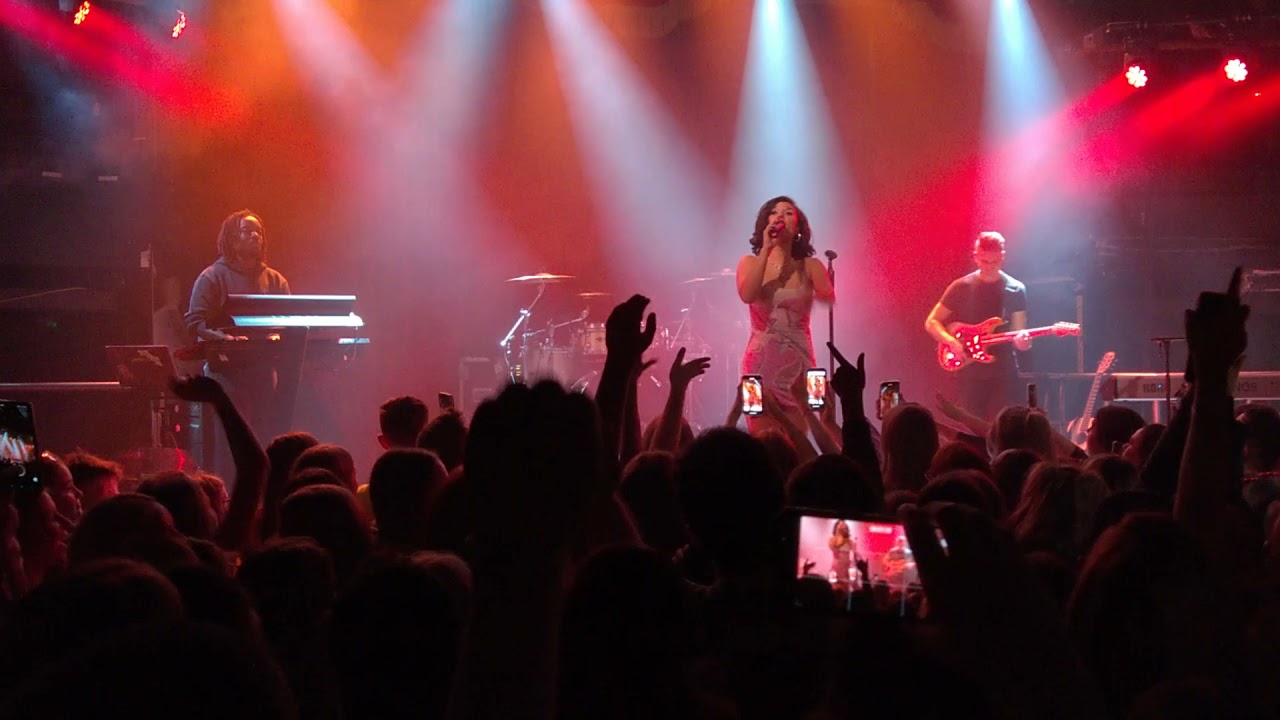 Raye - Call On Me @ The Academy - Dublin