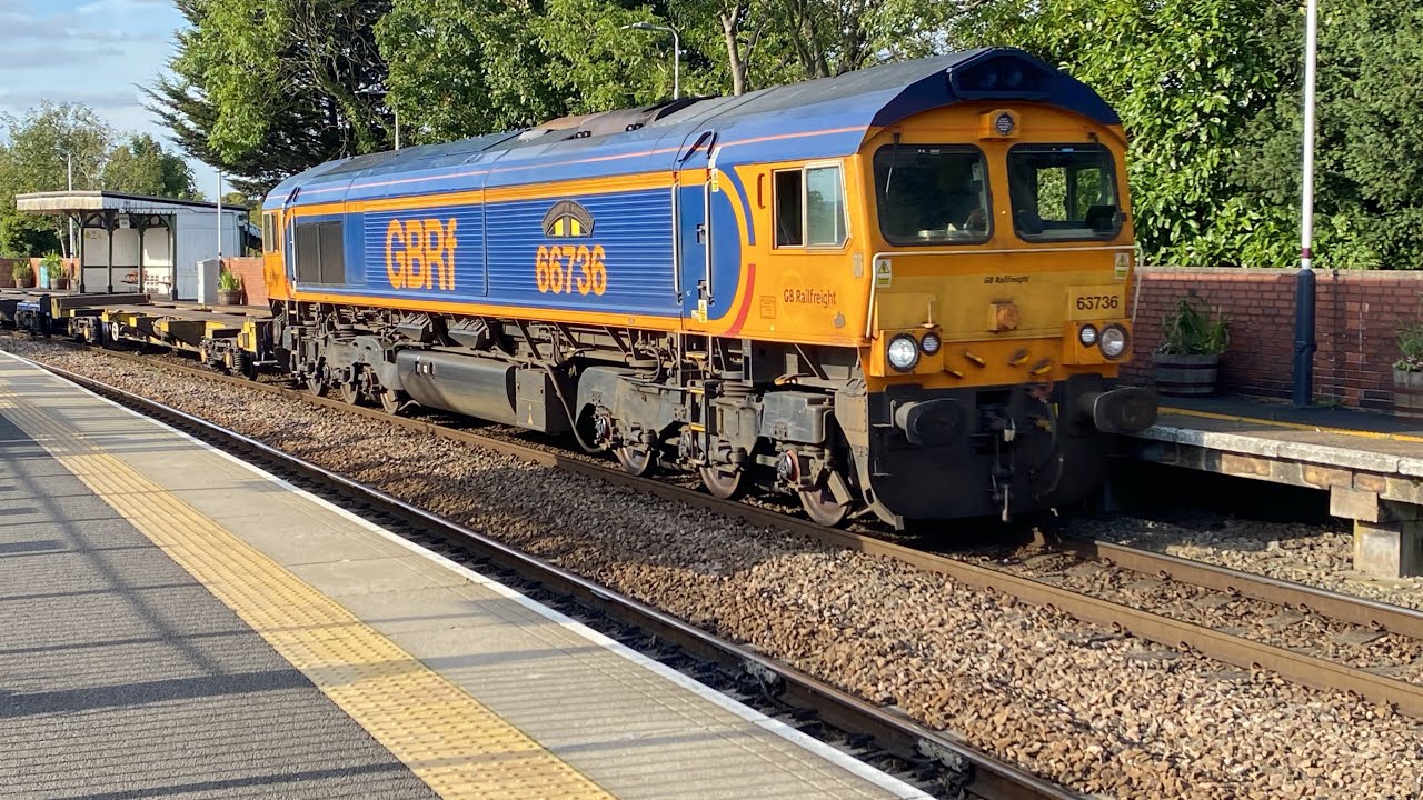“Wolverhampton wanderers” 66736 leads “Wensleydale Railway” 66761 on ...