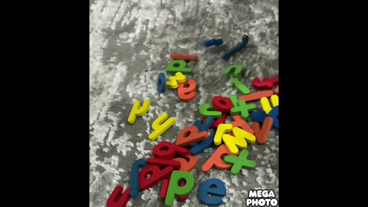 Alphabet Magnet Falling