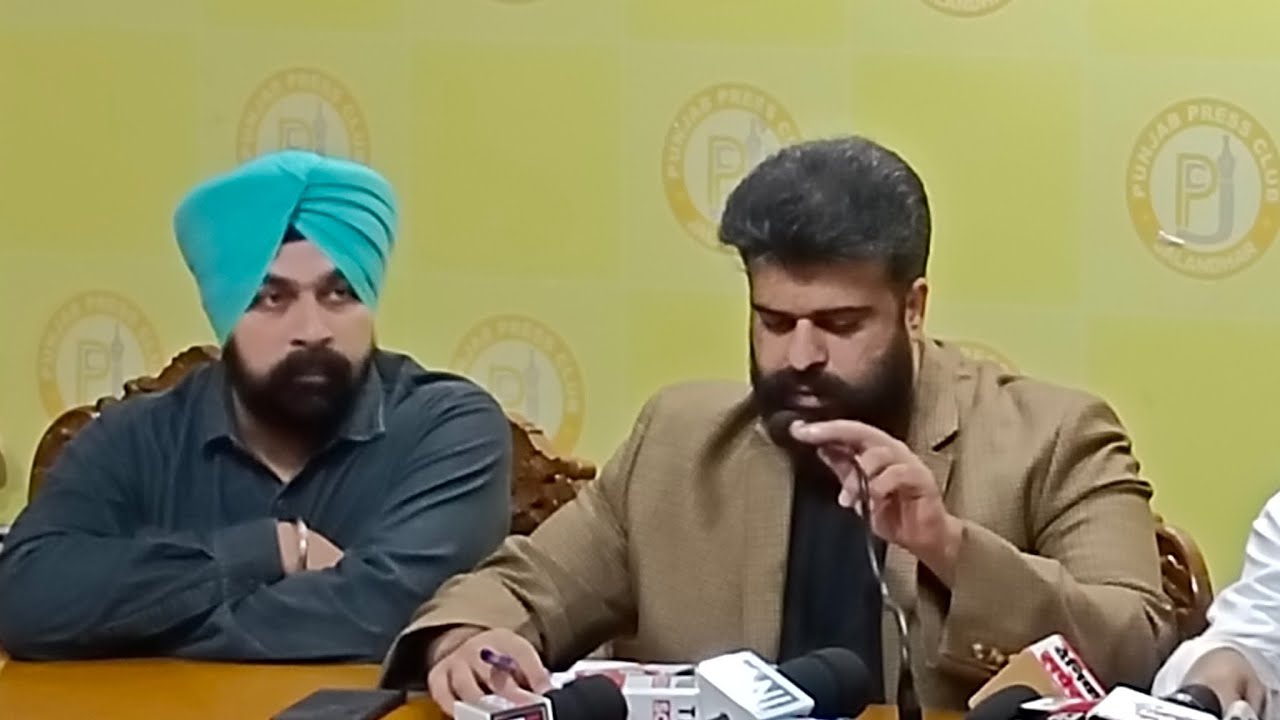 MP Singh and other 'Punjab bachao morcha'against conversion.