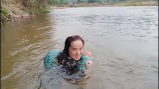 hnub no kuv tu ntxhais wb mus da dej nawb 12/3/2021