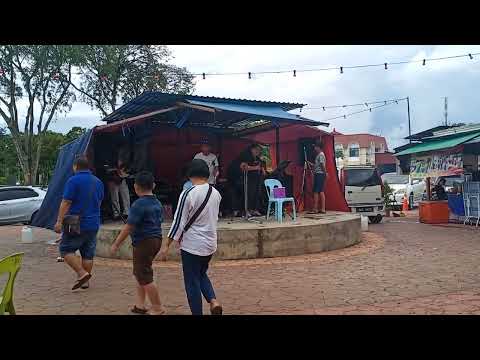 Cinta ditasik biru(cover by The Young Boy)