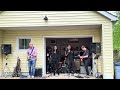 惱人的秋風￼ -Dutch Neck Neighbor Porchfest
