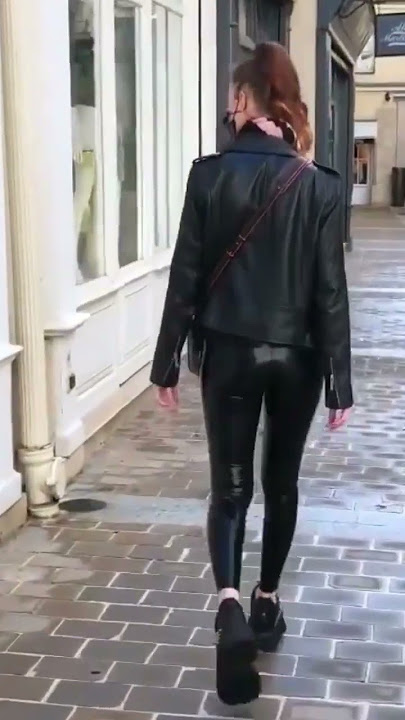 Shiny Black Latex Leggings