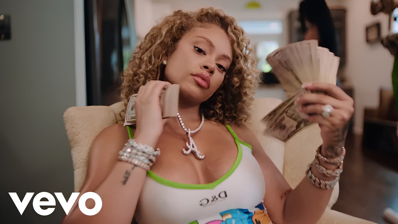 Latto ft. 42 Dugg - 