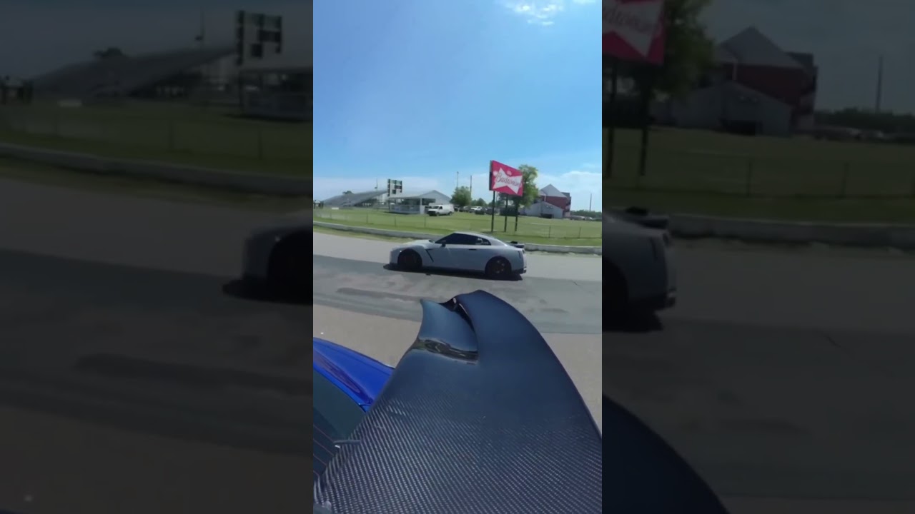 2500hp GTS VIPER VS GODZILLA