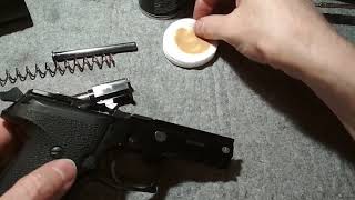 видео: Sig P226 - экспресс чистка за 6 минут. картинка: Sig P226 - экспресс чистка за 6 минут.