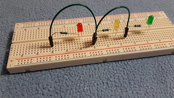 Arduino primo progetto: un semaforo classico
