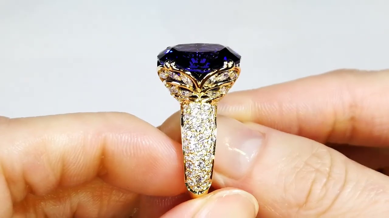12.30ct Tanzanite Ring with D Flawless Diamonds set in 18K Yellow