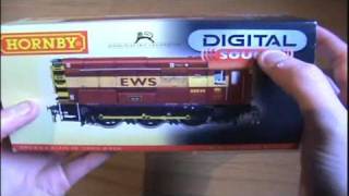 Opening The Hornby Class 08 (DCC Sound) In EWS Livery