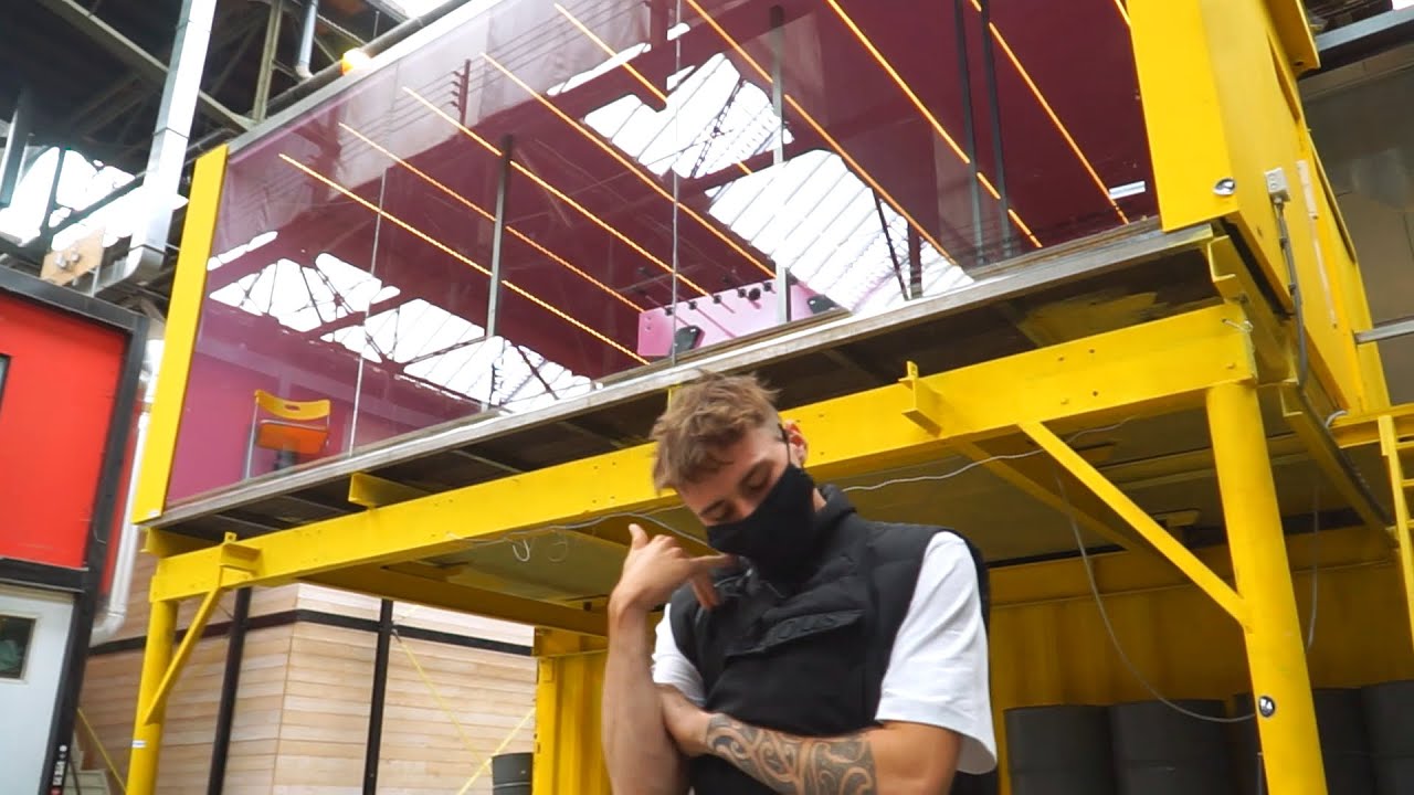 KAE Maui - She's Doing Well (OFFICIAL MUSIC VIDEO)