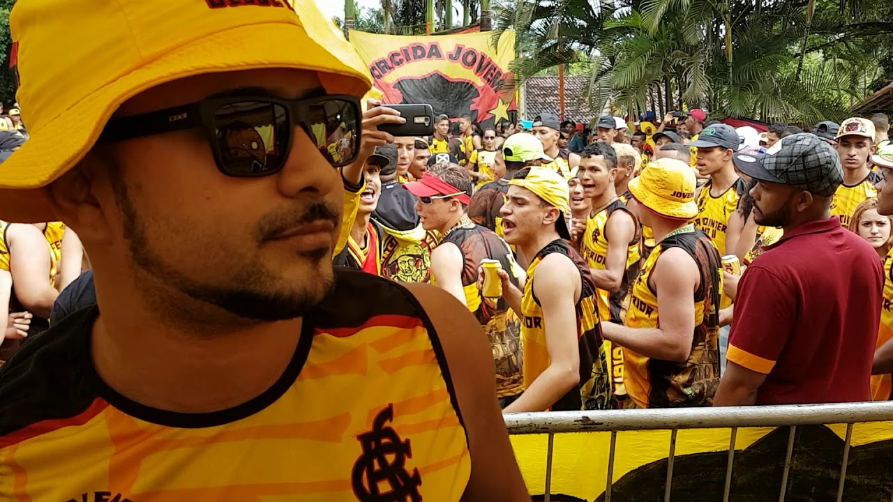 MC LEOZINHO - JOVEM DO SPORT ( FESTA DO INTERIOR ANO II ) 2017