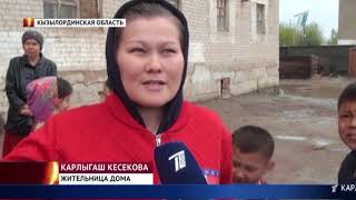 Власти 15 лет обещают отремонтировать аварийный дом, но дело не двигается с мертвой точки