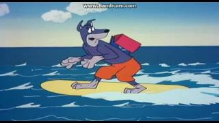 Dynomutt Escapes A Severe Wave.