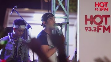 HIJAU DAUN BIKIN TEMAN HOT GALAU MENDADAK BAWAKAN LAGU SAKIT TAPI KU RINDU