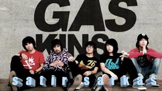 Pee wee ganskins - satir sarkas lirik