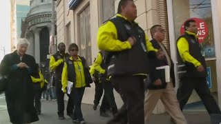 Mayor expands community ambassador program to protect holiday shoppers