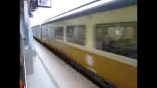 2013/12/10 台鉄EMU100形電車