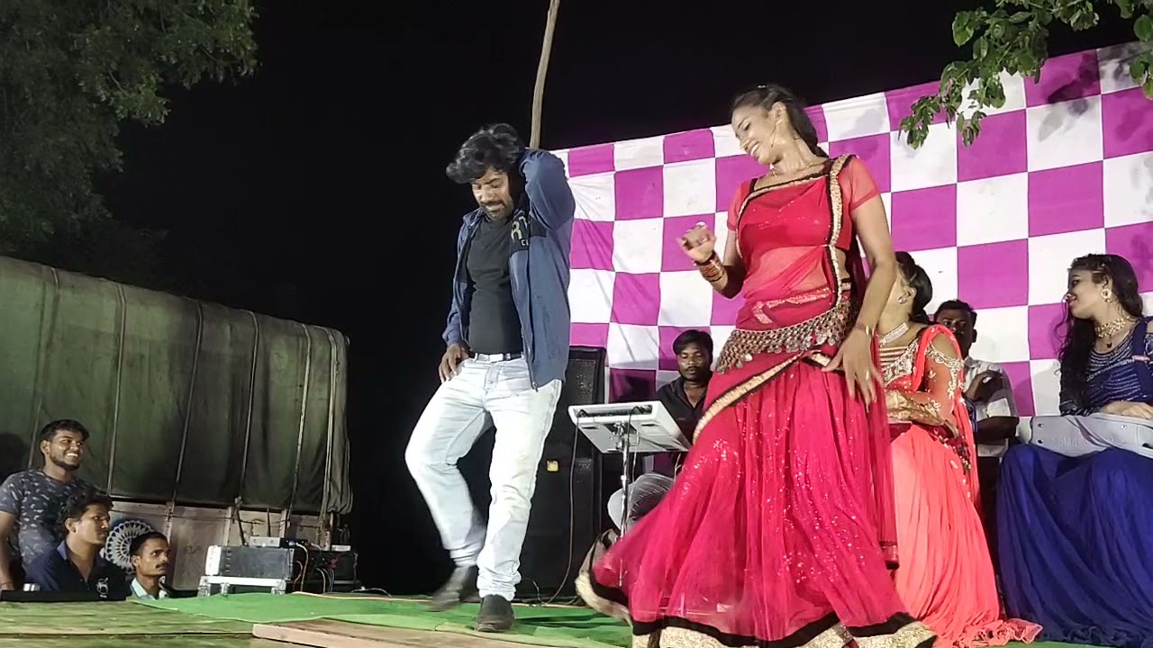 megamaa maruvake....dance song very nice