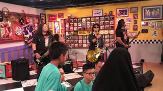 GieGiel_Mencari live