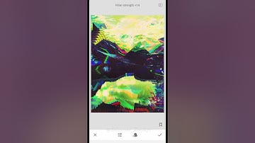 Creating Glitch-style art with Android Apps (2 Minute Timelapse)