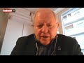 - Forsøker å manipulere