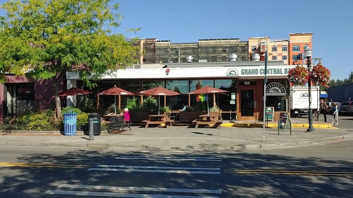 Now & Then: Ivan Phillips Gas Station
