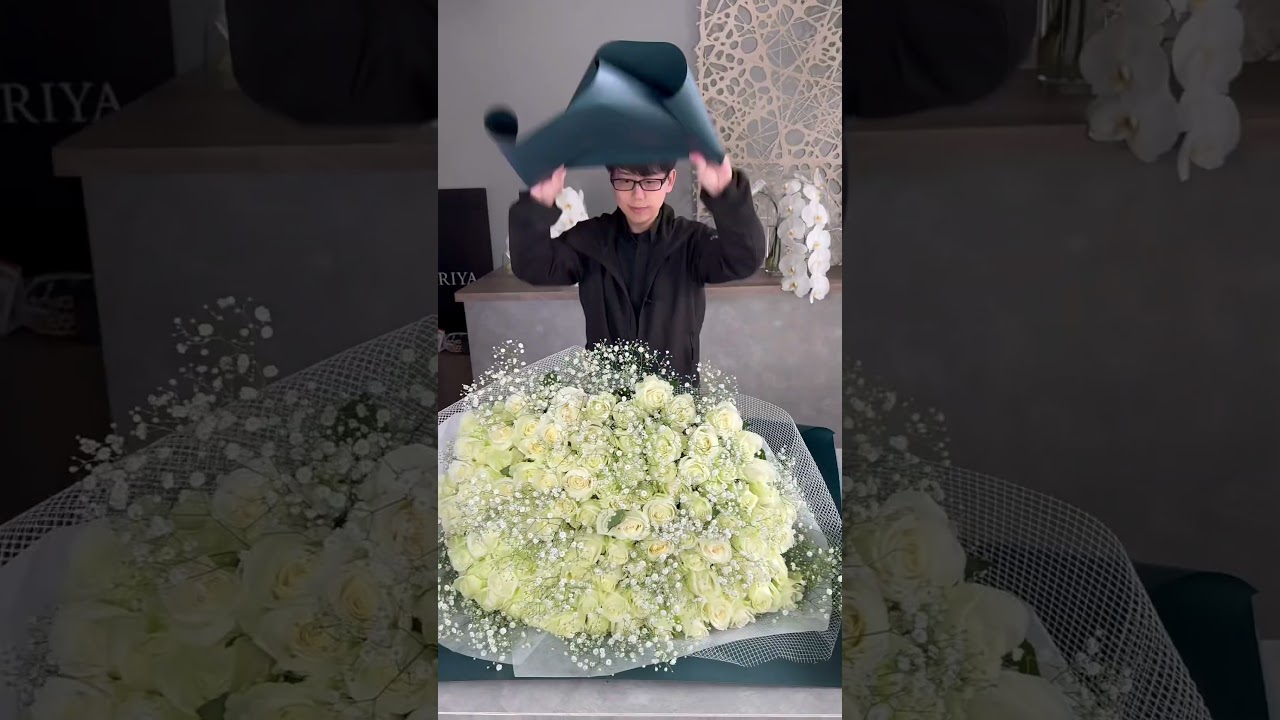 白バラとかすみ草の花束（純粋無垢・清楚で清らかな祝福の花束）