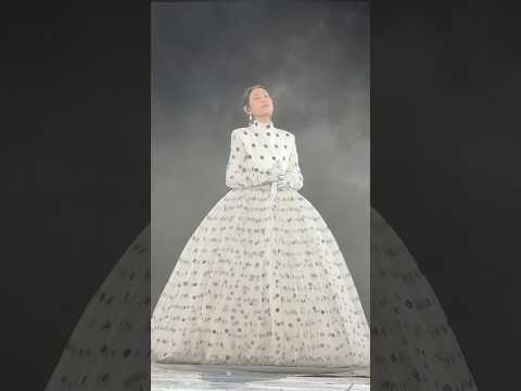 刘若英20260523纽约演唱会直拍全程focus (section: 8 row: 9 视角