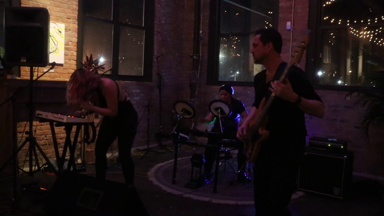 Go Around at Lo Rez Brewing