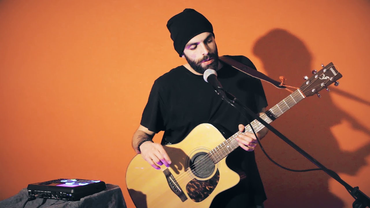 Andrea Depa_loop guitar session