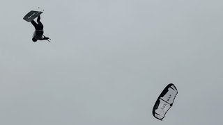 Kiteloops variations on flatwater in 20-40kts - Vantage Vulture Gen3