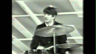 Video thumbnail of "The Beatles on the Ed Sullivan Show, 9th February 1964, performing "I Want To Hold Your Hand""