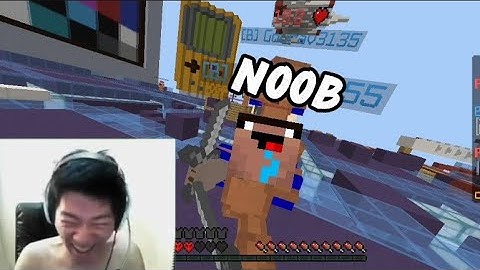 Destroying Noobs in Minecraft | CubeCraft: Capture The Flag