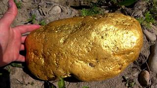 How Can Found by Chance? Giant Nugget of Gold! SHOCK