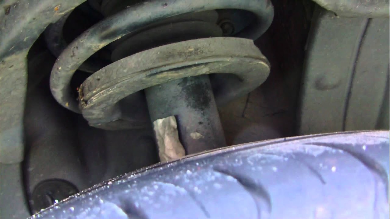 noisy strut mini cooper YouTube