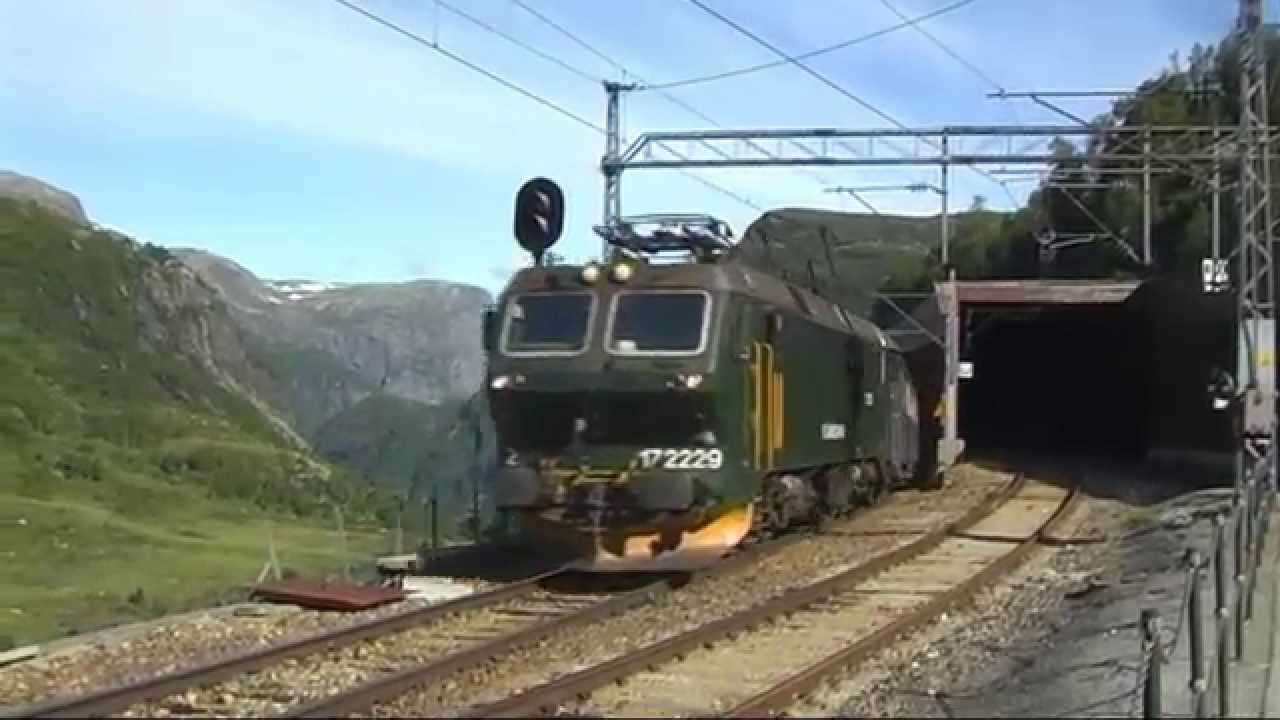 flåmsbana flam railway amazing norwegian mountain railway youtube