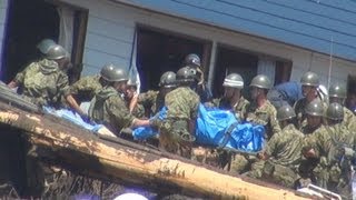 土石流、不明４人が死亡　秋田県仙北市