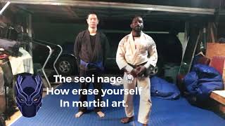 Martial art trick : How to drill the Seoi nage in self defense.