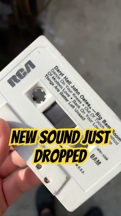 Download lagu What is this? What is it?