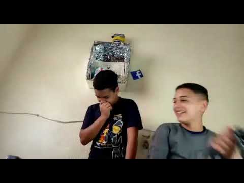 أول تحدي اللمس مع صديقي حمزة شوفو النهاية 